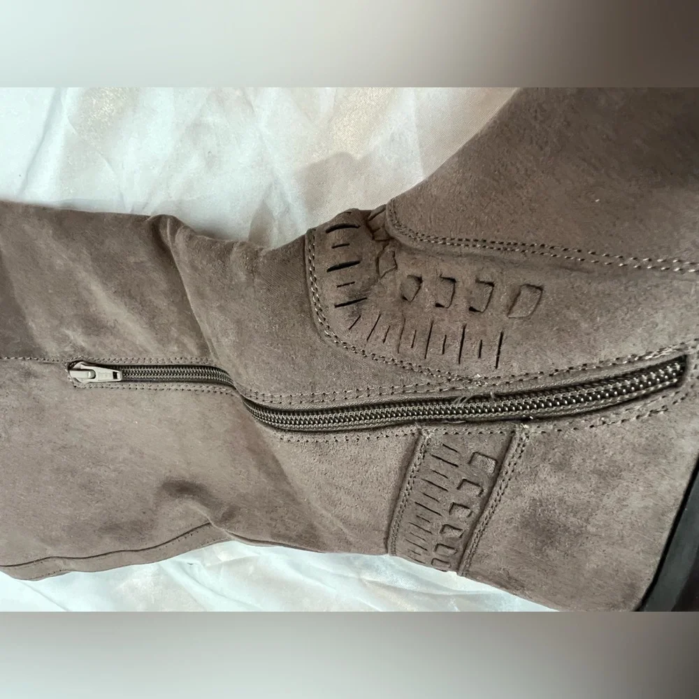 Sonoma Knee-High Brown Boots